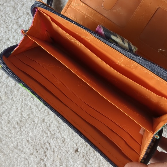Vera Bradley bifold wallet, floral with orange lining - Picture 6 of 7